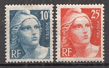 1945-46 France (CV $10)